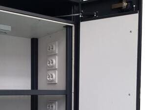Огнестойкий шкаф для БШ-О-М-7 с открытой дверцей